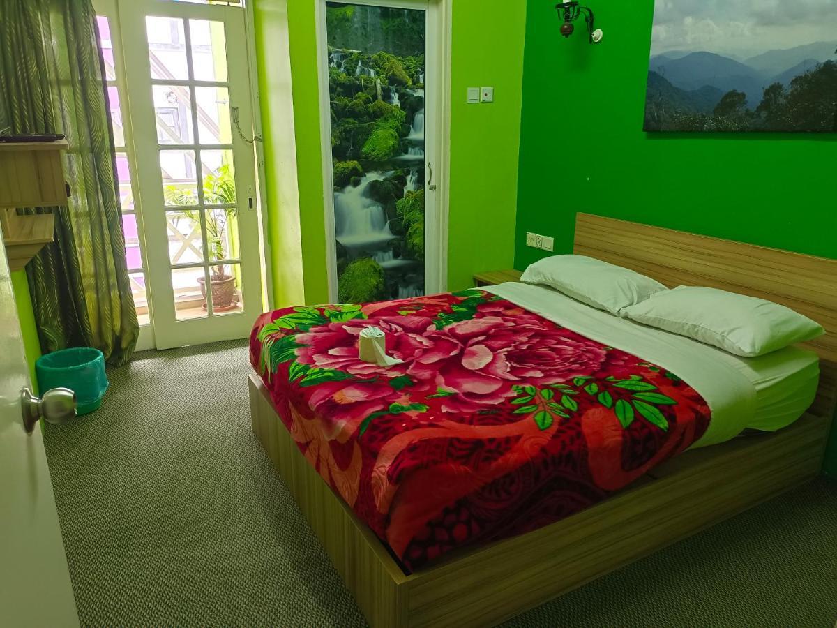 Ch Travellers Inn Танах-Рата Экстерьер фото